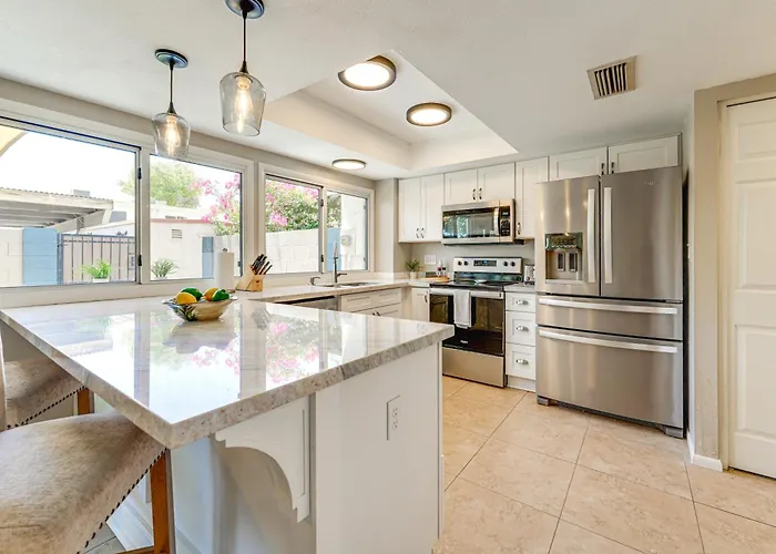 Dom wakacyjny 1.5 Mi To Old Town Scottsdale: Unit W/ Fenced Yard Scottsdale