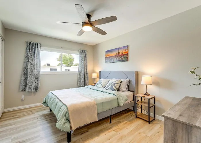 Dom wakacyjny 1.5 Mi To Old Town Scottsdale: Unit W/ Fenced Yard Scottsdale