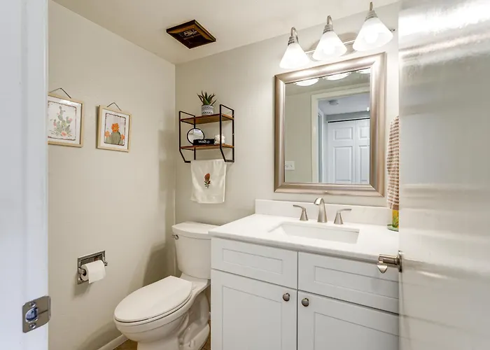 1.5 Mi To Old Town Scottsdale: Unit W/ Fenced Yard *