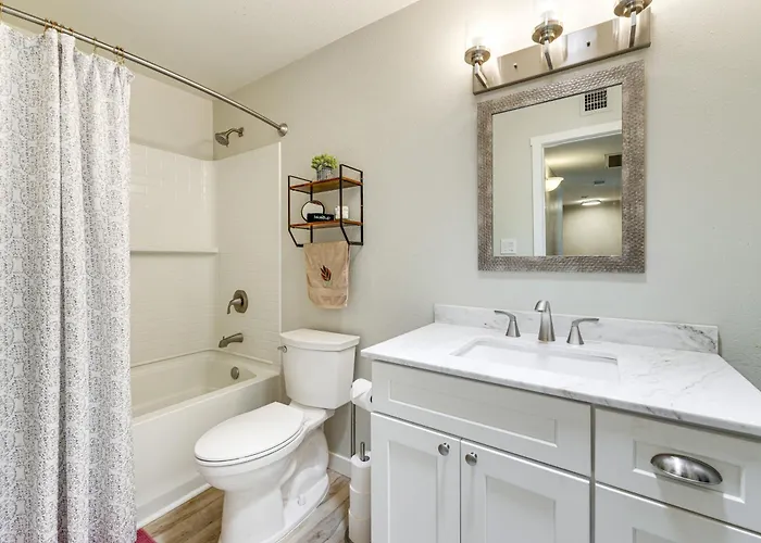 1.5 Mi To Old Town Scottsdale: Unit W/ Fenced Yard
